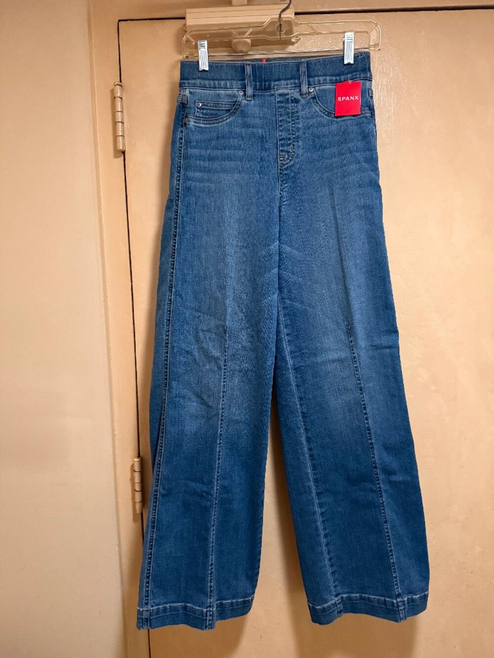 NWT SPANX WIDE-LEG DENIM BLUE JEANS. SIZE S